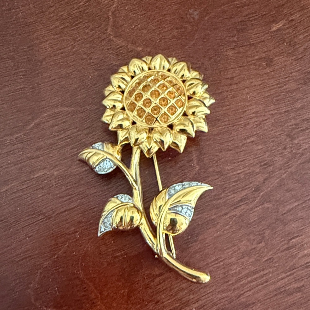 Elegant Gold Sunflower Brooch with Silver Accents